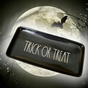 Rae Dunn TRICK OR TREAT Rectangle Halloween Serving Tray/Platter Artisan…